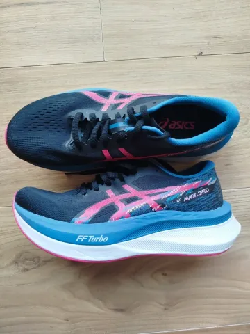 Used Asics Magic Speed 4 Running Shoes