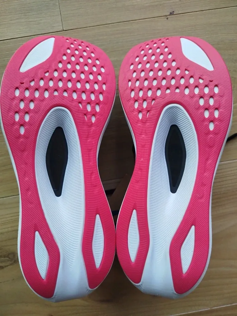 Used Asics Magic Speed 4 bike — image 4 of 8
