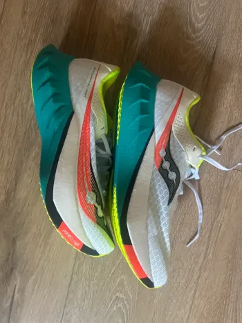 Gebrauchtes Saucony Endorphin Pro 4 bike — Bild 3 von 3