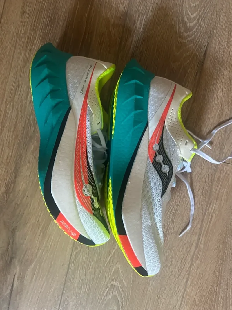 Używany Saucony Endorphin Pro 4 bike — zdjęcie 3 z 3