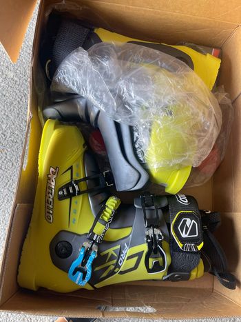 Used Dalbello kr2 pro bike — image 1 of 9
