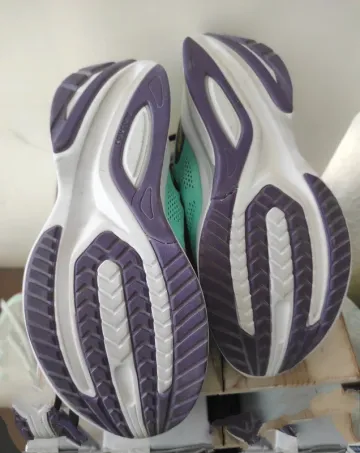 Używany Saucony Guide 15 bike — zdjęcie 7 z 8