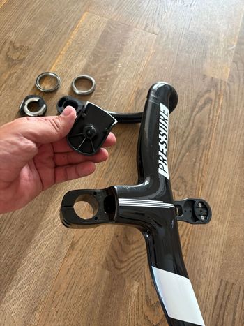 Używany Cinelli Handlebar 2022 bike — zdjęcie 5 z 14
