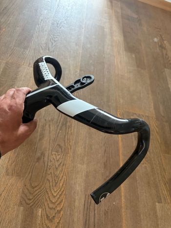 Używany Cinelli Handlebar 2022 bike — zdjęcie 7 z 14