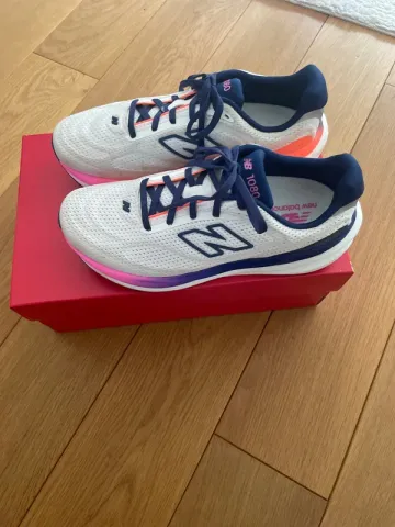 Used New Balance 1080 V bike — image 1 of 8
