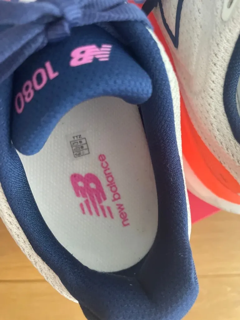 Used New Balance 1080 V bike — image 4 of 8