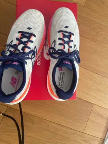 Used New Balance 1080 V bike — image 8 of 8