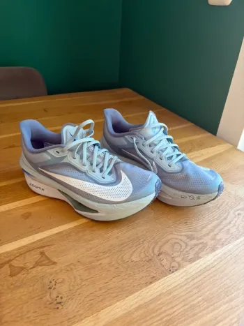 Brugt Nike Zoom Fly 6 bike — billede 1 af 5