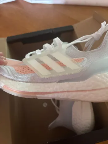 Käytetty Adidas Ultraboost bike — kuva 6 / 10