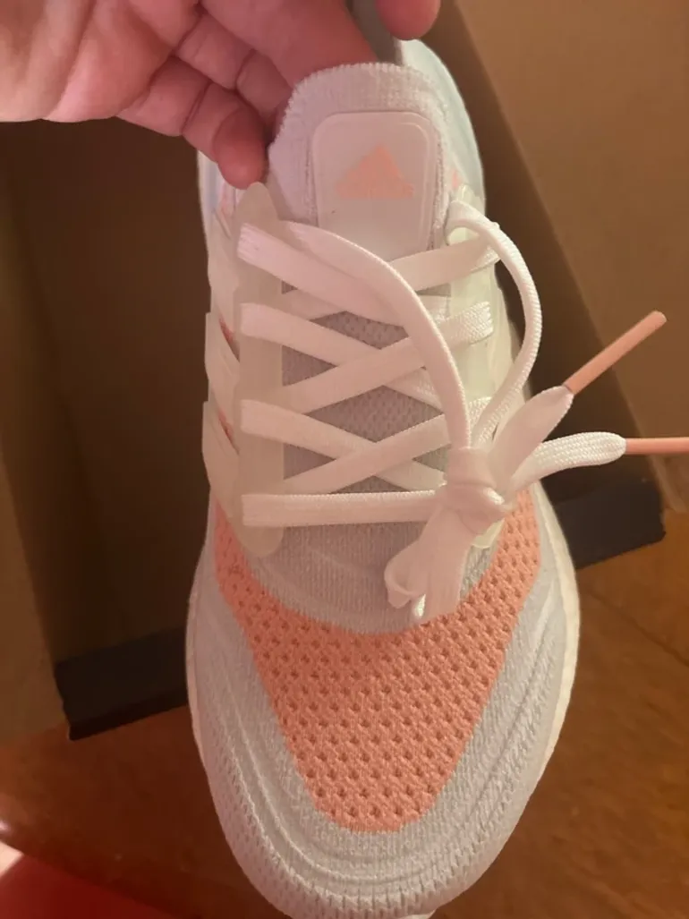 Käytetty Adidas Ultraboost bike — kuva 7 / 10