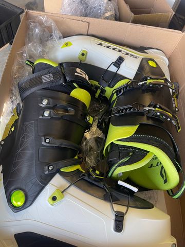 Used Scott cosmo tour 2022 Skiing & Skitouring