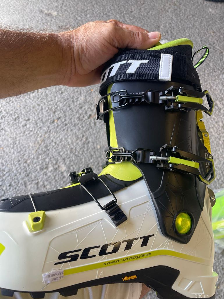 Used Scott cosmo tour 2022 bike — image 4 of 8