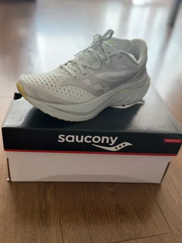 Gebrauchtes Saucony Endorphin Speed 4 Running Shoes