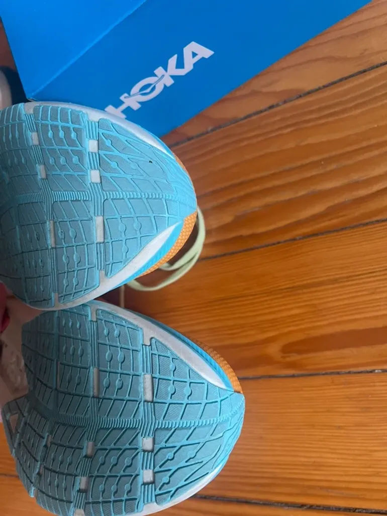 Used Hoka Cielo Road bike — image 8 of 9