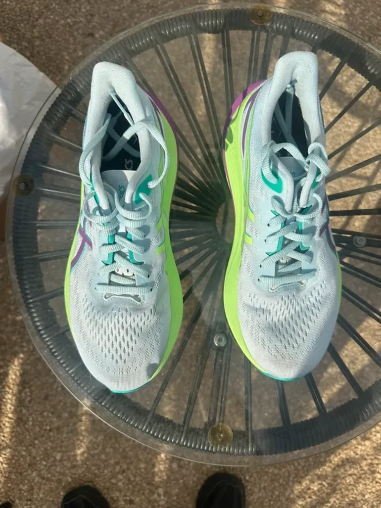 Asics GT-2000 13 Lite-Show bike usato — immagine 4 di 6