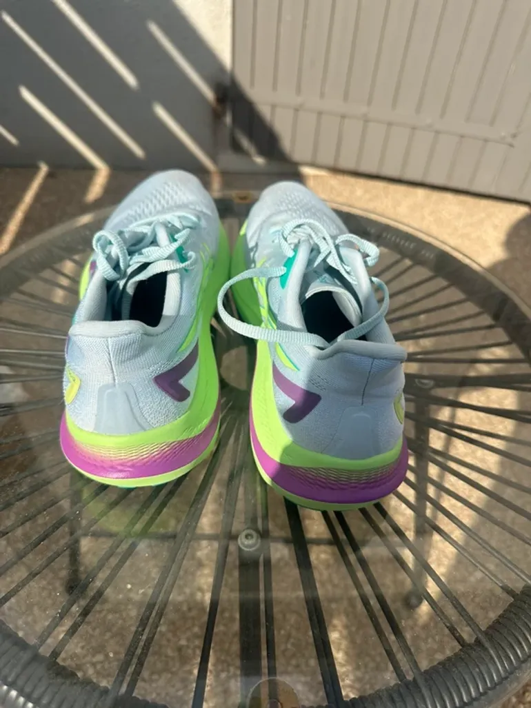 Asics GT-2000 13 Lite-Show bike usato — immagine 6 di 6
