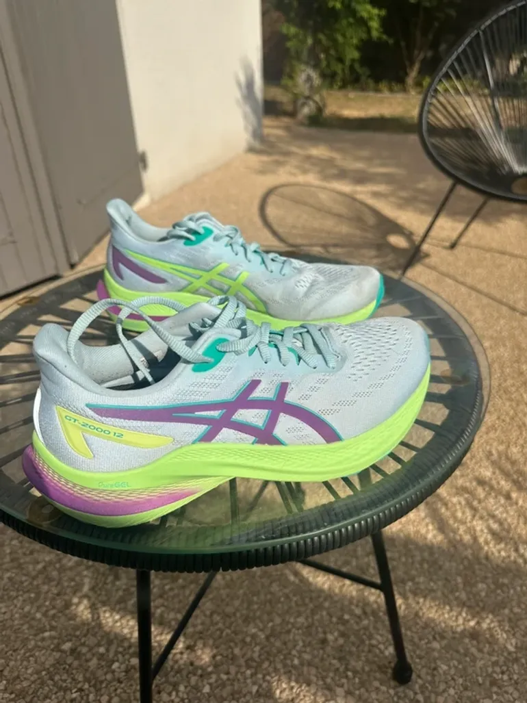 Asics GT-2000 13 Lite-Show bike usato — immagine 3 di 6