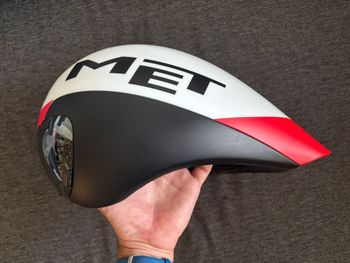 Used MET Drone Helmet 2023 bike — image 1 of 6