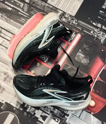 Used Brooks Glycerin GTS 22 bike — image 4 of 7