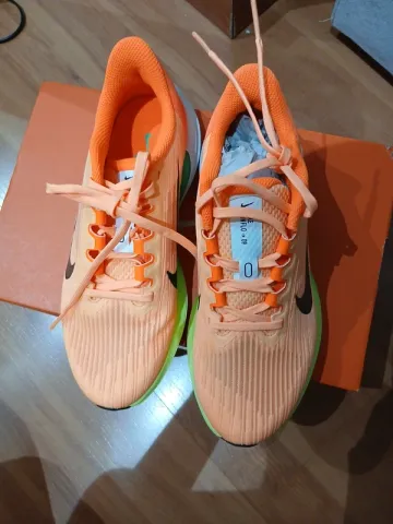 Used Nike Air Winflo 9 bike — image 3 of 9