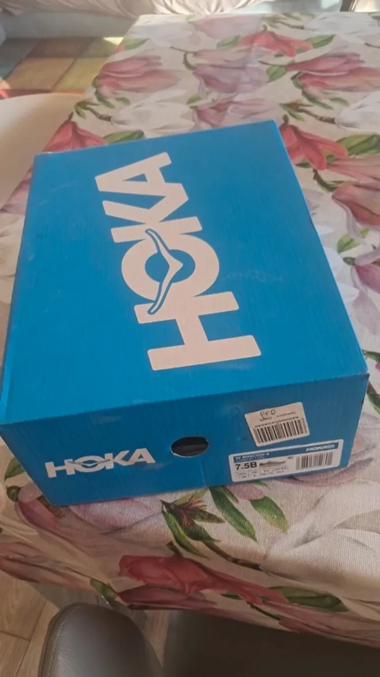 Used Verde Hoka Walking Shoes Size 39 1/3 bike — image 8 of 8