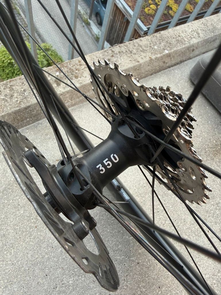 Używany Continental ARC 1600 Spline bike — zdjęcie 4 z 7