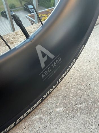 Używany Continental ARC 1600 Spline bike — zdjęcie 2 z 7
