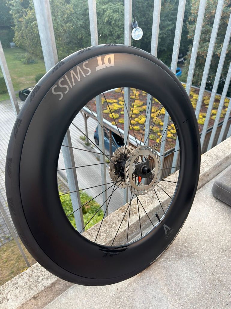 Używany Continental ARC 1600 Spline bike — zdjęcie 1 z 7