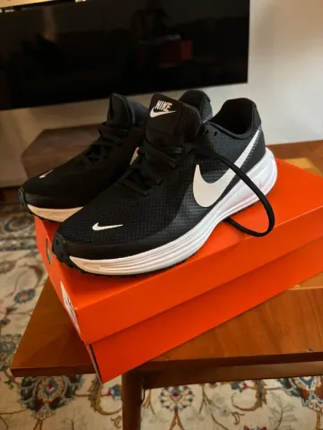 Gebrauchtes Nike Revolution 8 bike — Bild 3 von 11