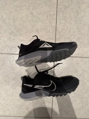 Used Nike Air Zoom Terra Kiger Running Shoes