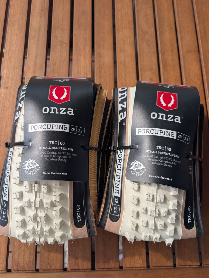 Used Onza Tires Porcupine Tires Tyres & Tubes