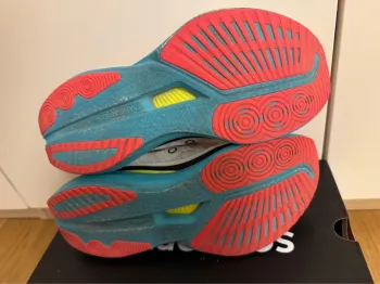 Tweedehands Saucony Endorphin Speed 5 bike — afbeelding 6 van 6