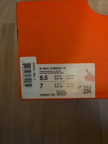 Tweedehands Nike Vomero 18 bike — afbeelding 7 van 7