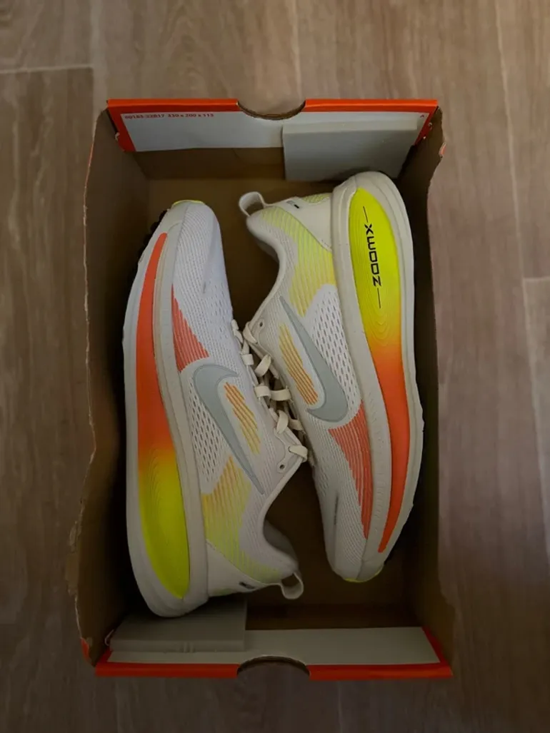 Tweedehands Nike Vomero 18 bike — afbeelding 6 van 7