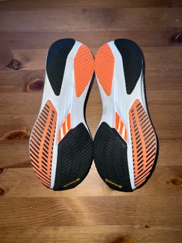 Used Pro Adizero Boston 11 bike — image 4 of 4