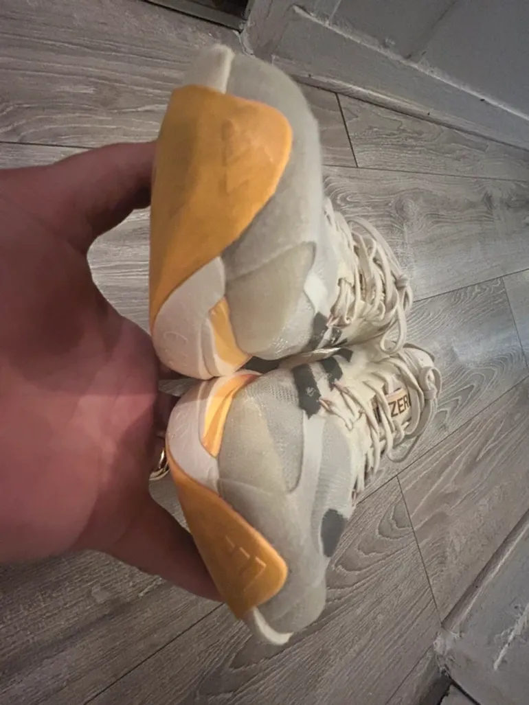 Used Adidas Adizero Adios Pro 3 bike — image 3 of 6