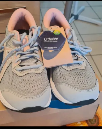 Gebrauchtes Asics Running Shoes bike — Bild 2 von 2