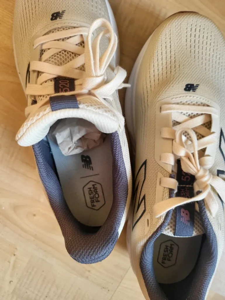 Used New Balance 520 bike — image 4 of 5