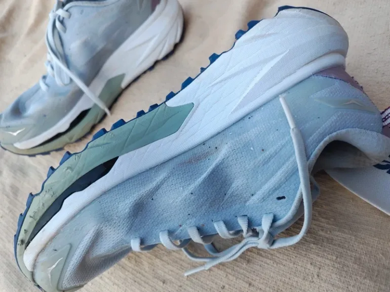 Used Hoka Mafate 5 bike — image 2 of 13