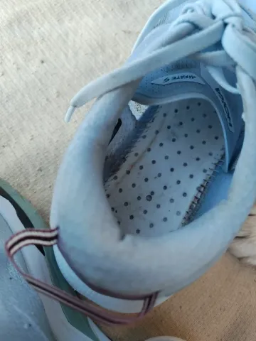 Used Hoka Mafate 5 bike — image 3 of 13