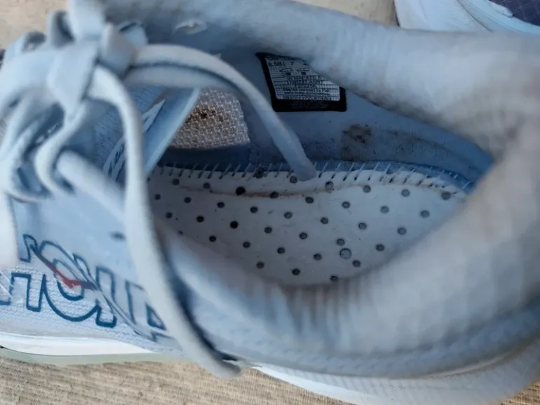 Used Hoka Mafate 5 bike — image 11 of 13