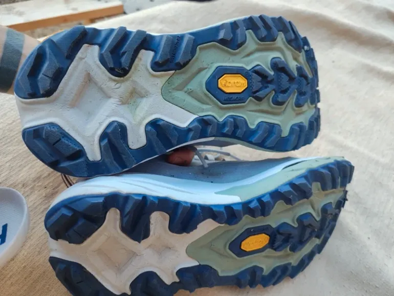 Used Hoka Mafate 5 bike — image 9 of 13