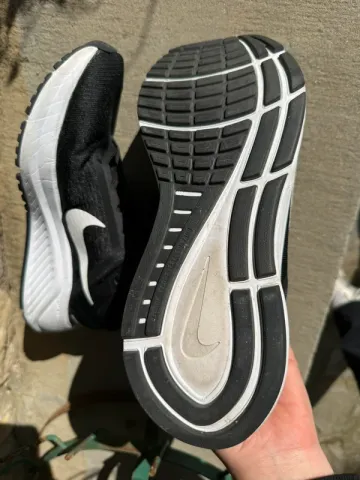 Used Nike Air Zoom Structure 24 bike — image 6 of 7