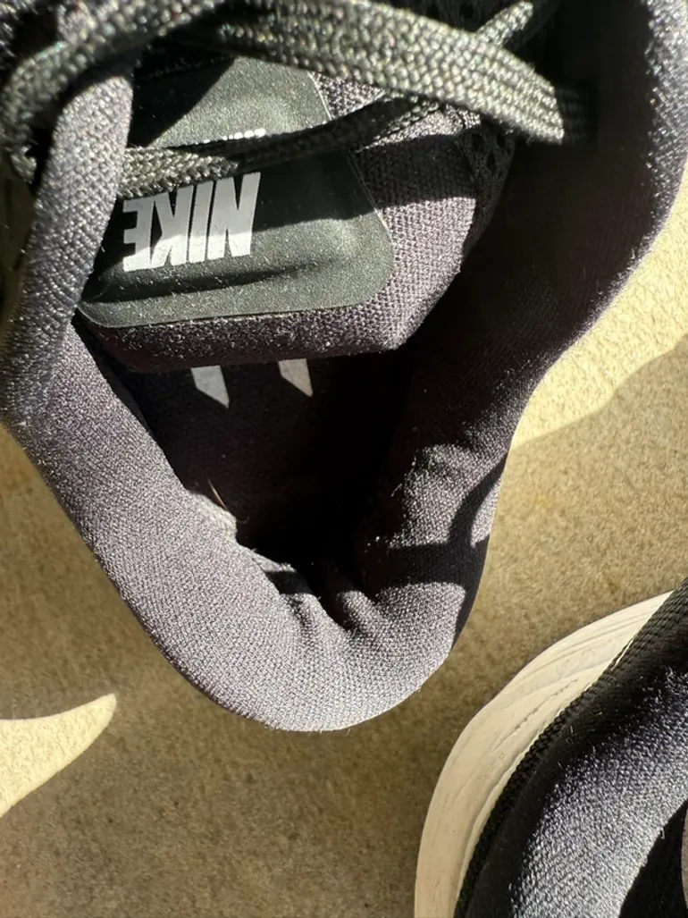 Used Nike Air Zoom Structure 24 bike — image 4 of 7