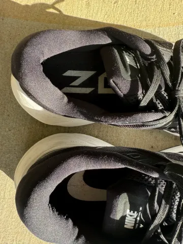 Used Nike Air Zoom Structure 24 bike — image 3 of 7