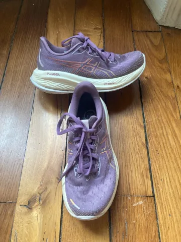 Tweedehands Asics Cumulus 26 bike — afbeelding 1 van 8