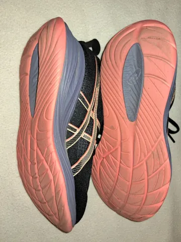 Used Asics Cumulus 27 bike — image 5 of 6