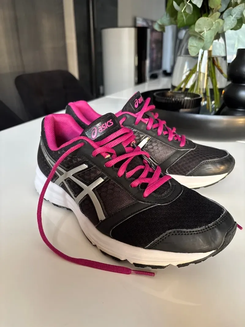 Tweedehands Asics Running Shoes Running Shoes