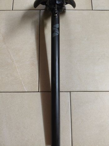 Używany Switch Carbon Seatpost 0 Offset 2026 bike — zdjęcie 1 z 4