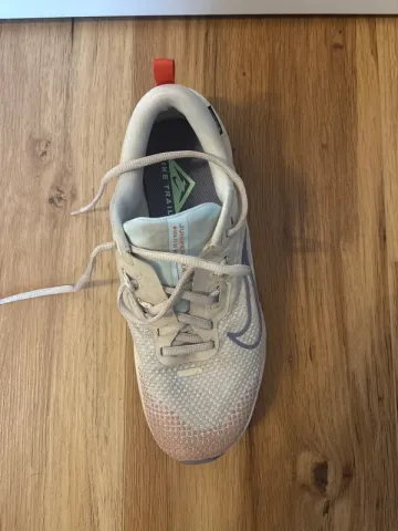 Tweedehands Nike Trailrunner bike — afbeelding 2 van 4